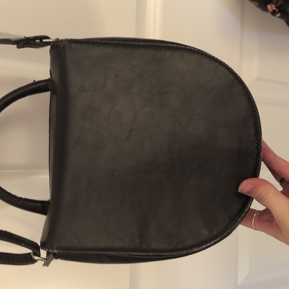 Mat & Nat Vegan Saddle Bag - Picture 2 of 9